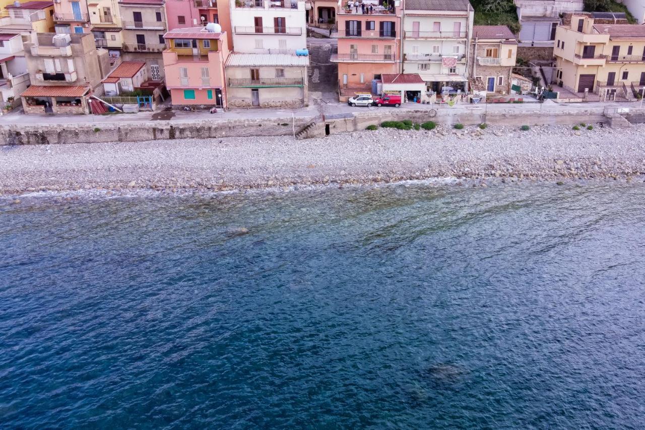 Casa Caronia Marina Near Cefalu Eksteriør billede